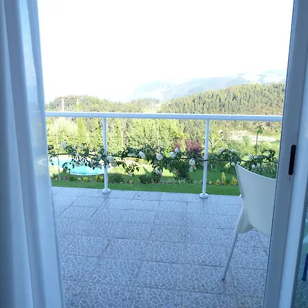 Hotel Garazar *